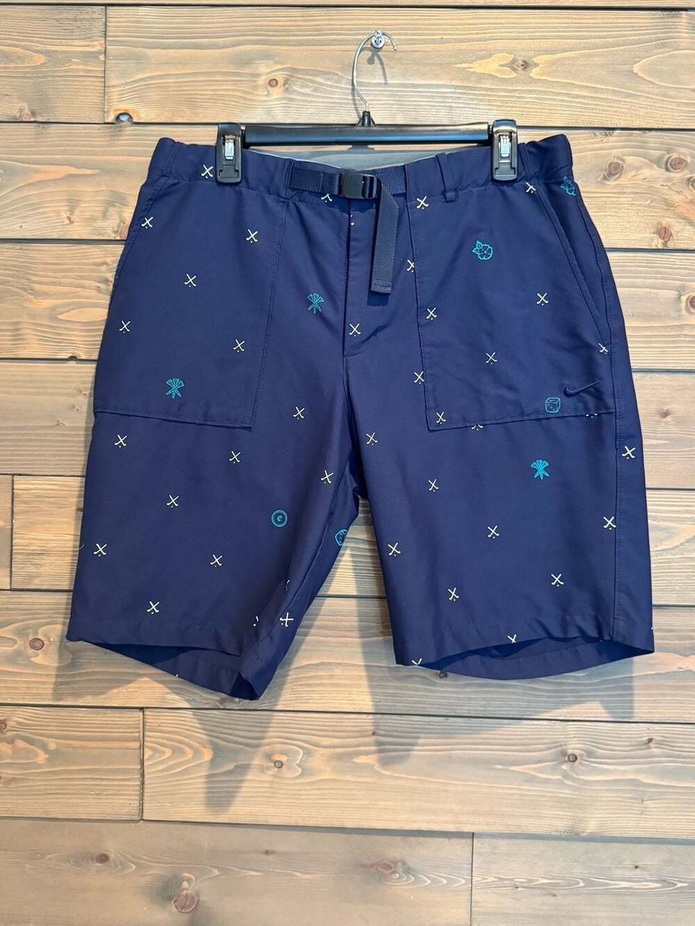 Nike Golf Dri-FIT Printed Belted Shorts Size 36 CQ4877-451